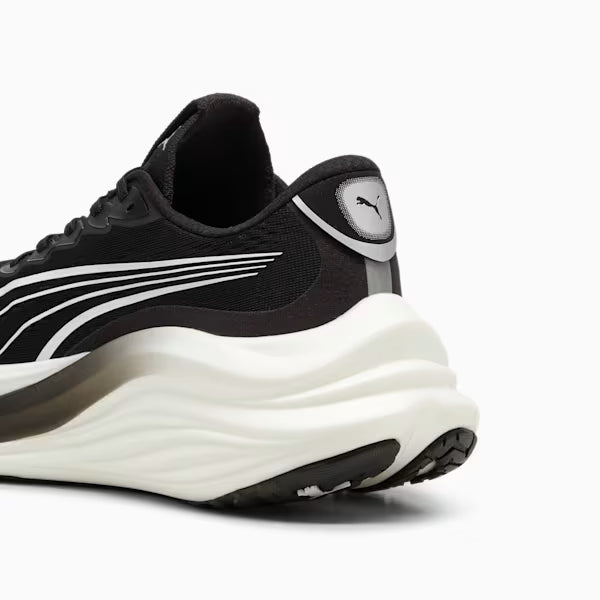 Seliga ShoesPuma Men's MagMax NITRO - Puma Black/Puma White/Cool Dark Gray