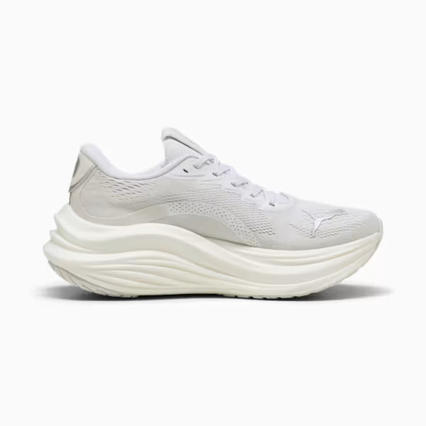 Seliga ShoesPuma Women's MagMax NITRO - Puma White/Puma Silver
