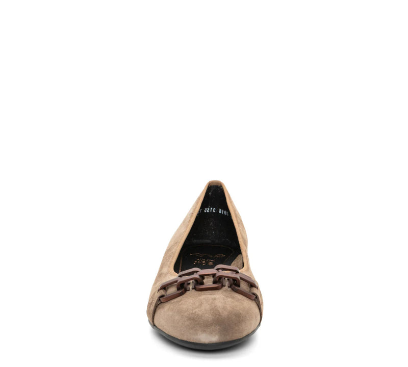 Seliga ShoesAra Shoes Women's Scout Chain - Sesame
