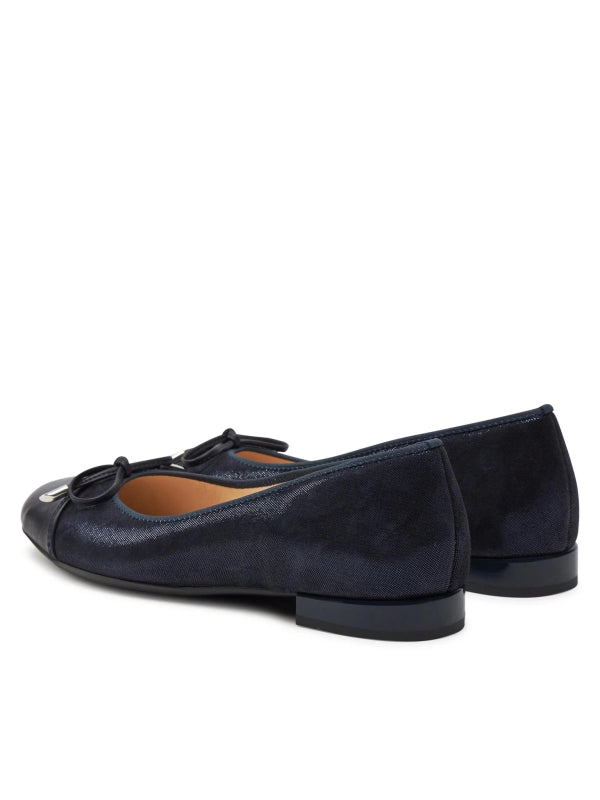 Seliga ShoesAra Shoes Women's Sonoma - Navy