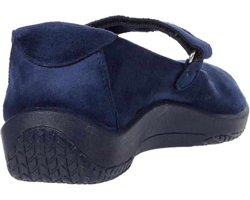 Seliga ShoesArcopedico Women's L18 - Navy Suede