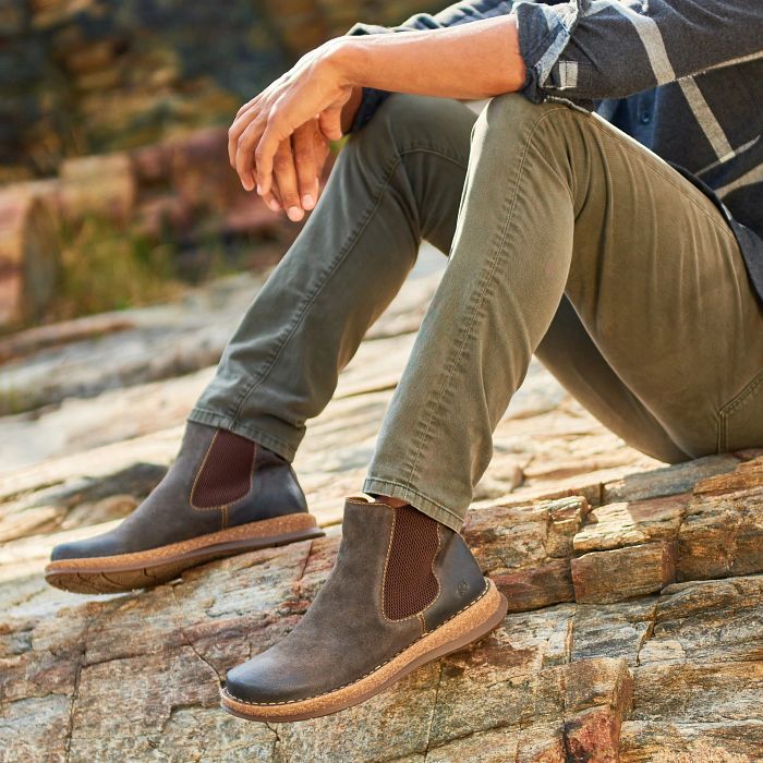 Born Men's Brody Boot - Taupe