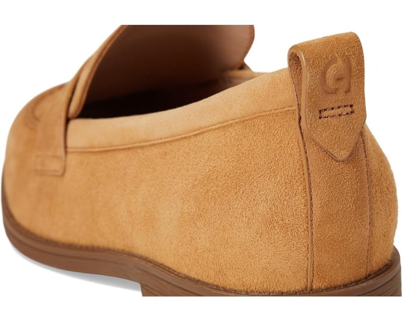 Seliga ShoesCole Haan Women's Stassi - Biscuit Suede