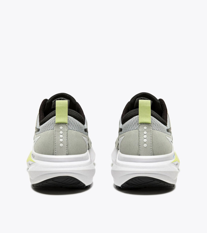 Diadora Women's Mythos Blueshield Vigore 3 - Silver DD/White/Black