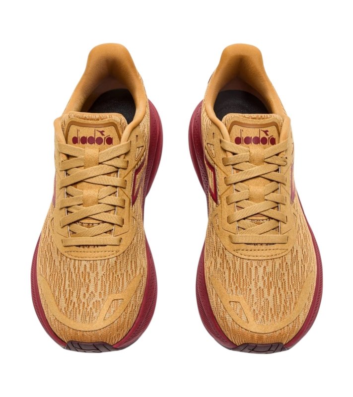 Seliga ShoesDiadora Women's Nucleo 2 - Honey Yellow/Red Dahlia