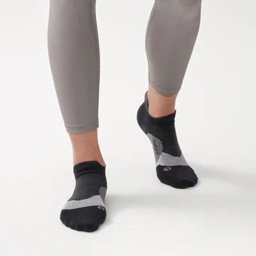 Feetures Elite Light Cushion No Show Tab Socks - Black