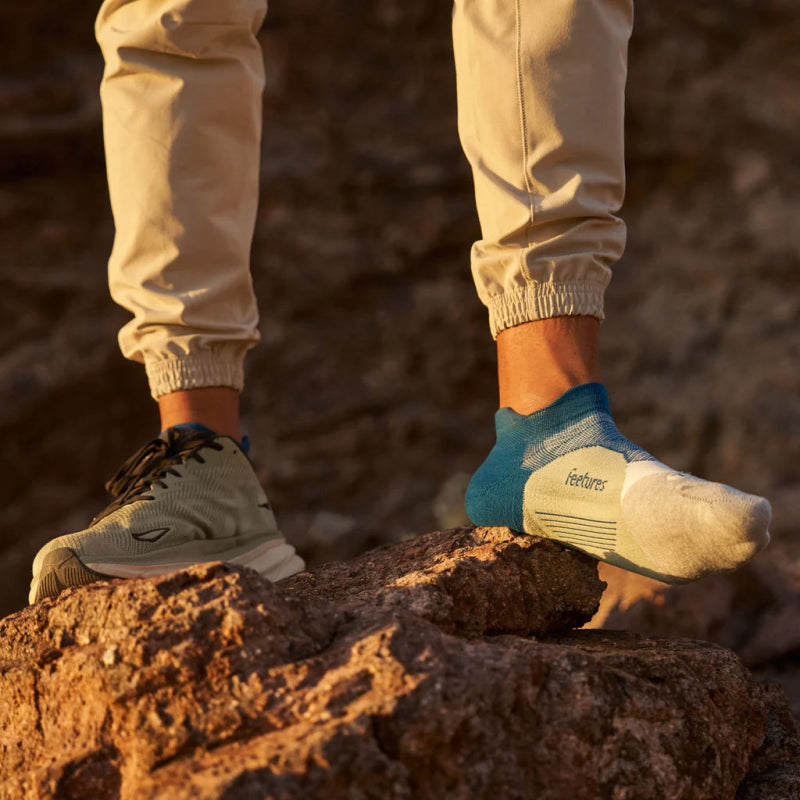 Feetures Elite Light Cushion No Show Tab Socks - Midnight Woods