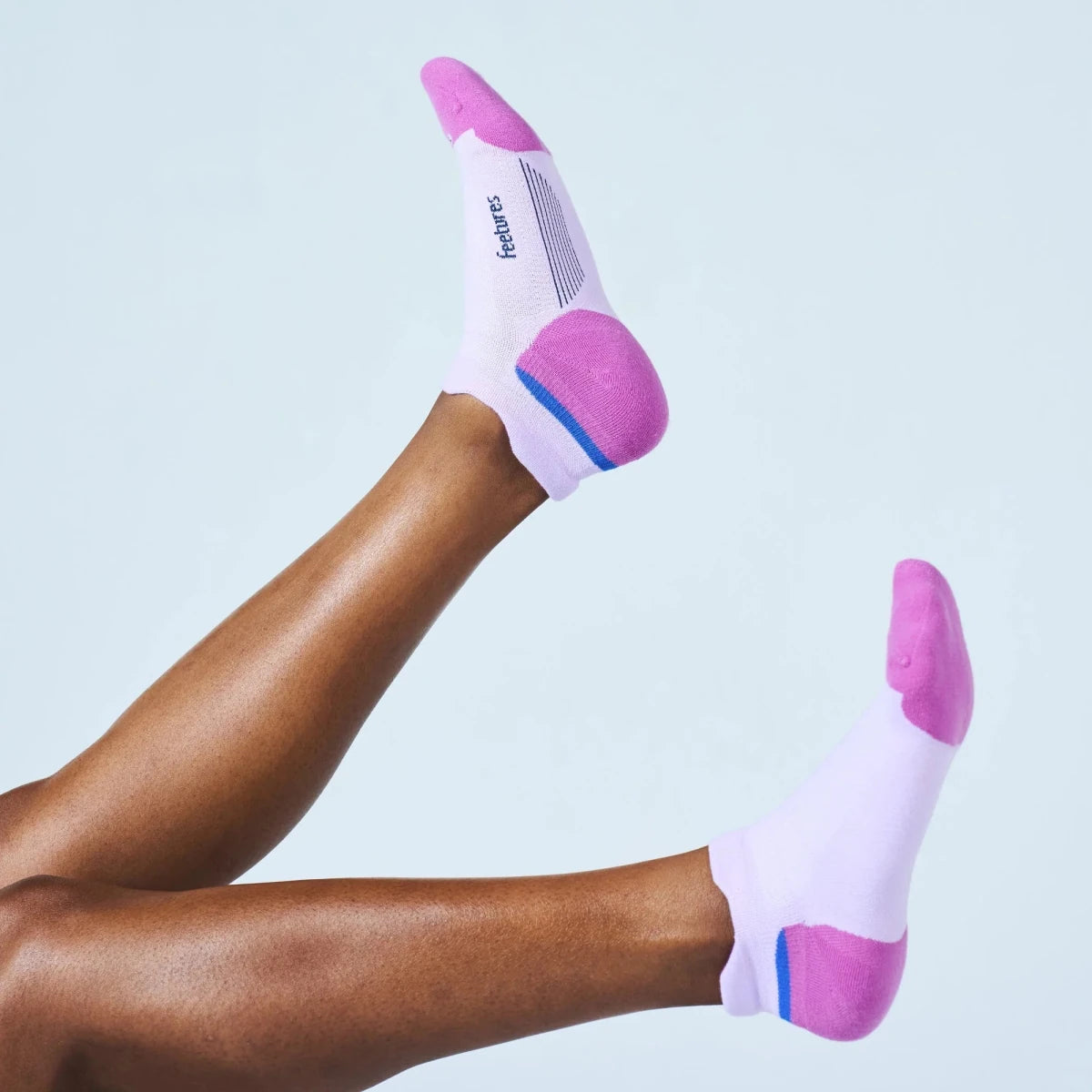 Feetures Elite Max Cushion No Show Tab Socks - Wild Bloom