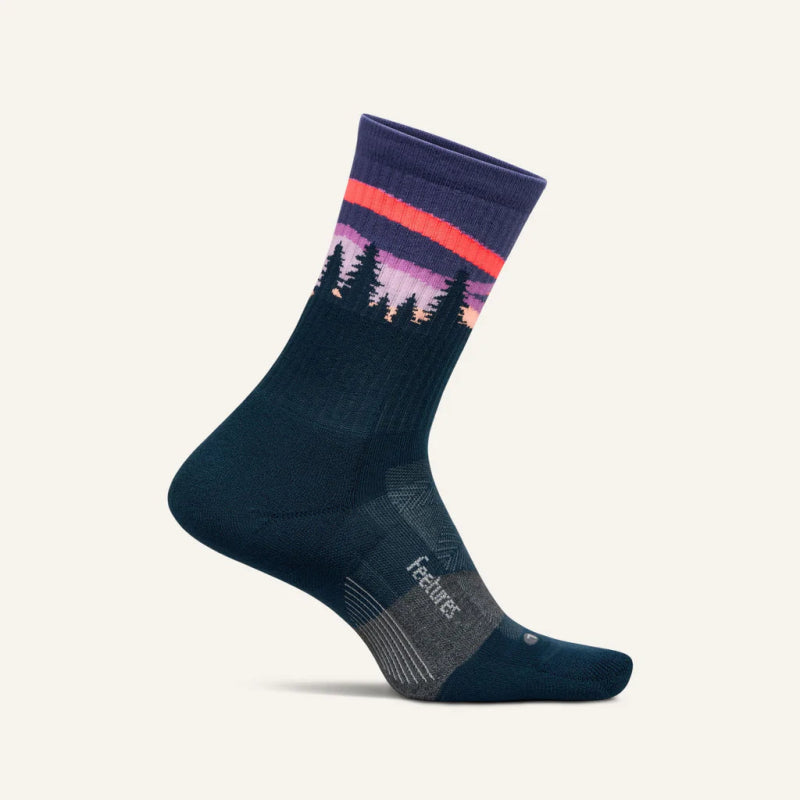 Seliga ShoesFeetures Trail Max Cushion Mini Crew Socks - Purple Aurora