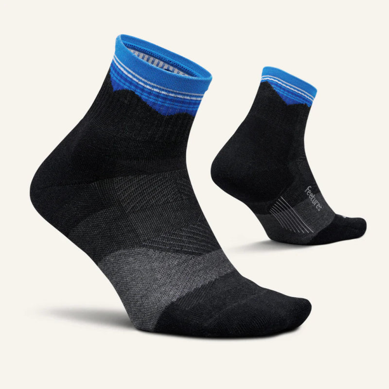 Seliga ShoesFeetures Trail Max Cushion Quarter Socks - Blue Ridge Charcoal