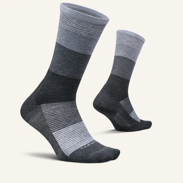 Seliga ShoesFeetures Women’s Everyday Max Cushion Gradient Crew - Stone