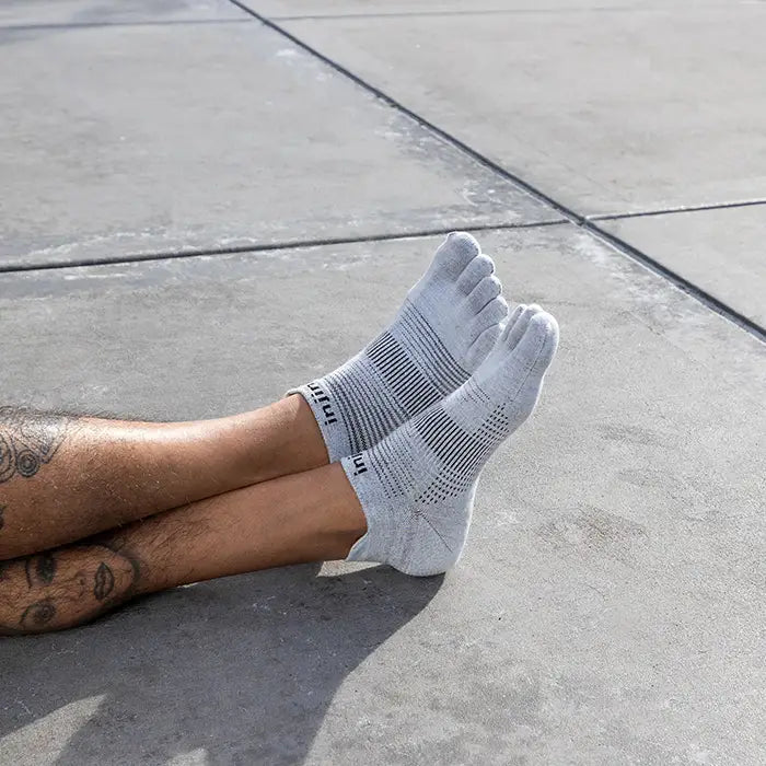 Injinji Run Original Weight No‑Show Toe Socks - Gray
