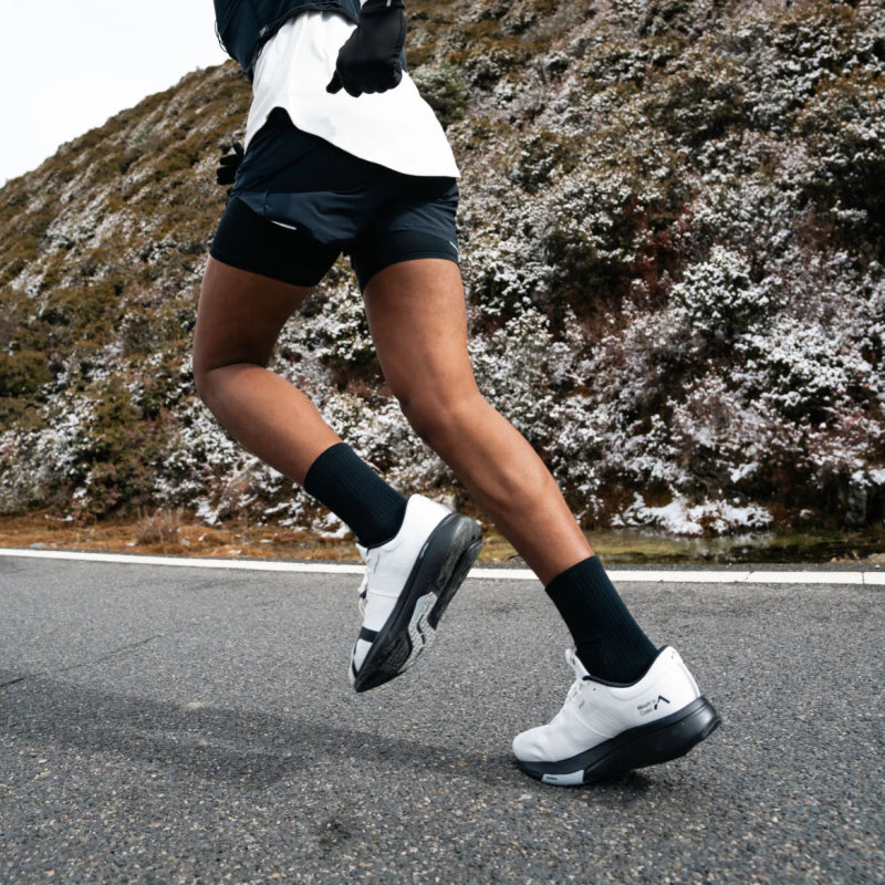 Mount to Coast Women's R1 - White/Black