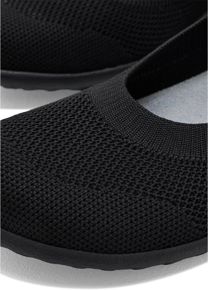 Naot Women's Taranaki Mary Jane - Black Knit