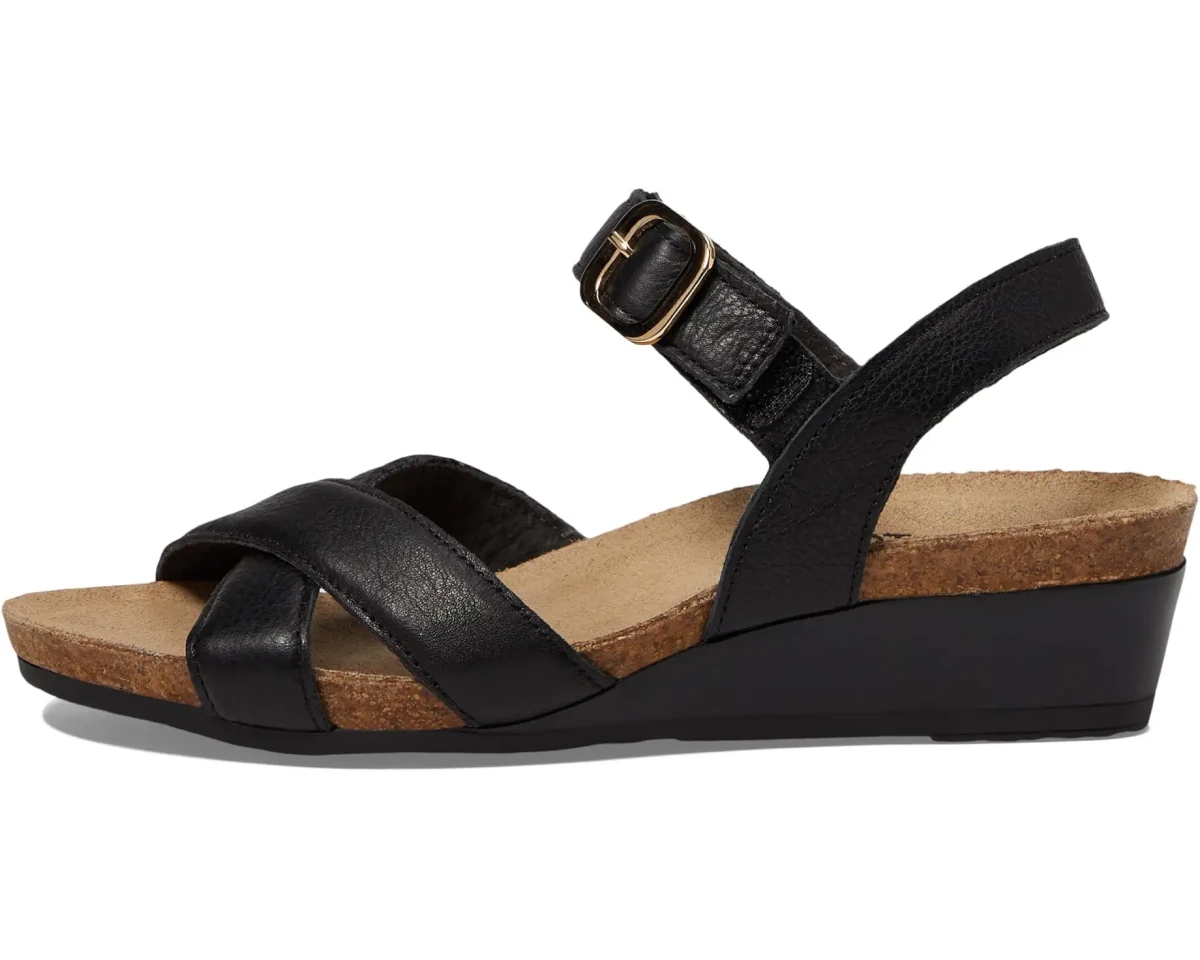 Naot Women's Throne Sandal - Black