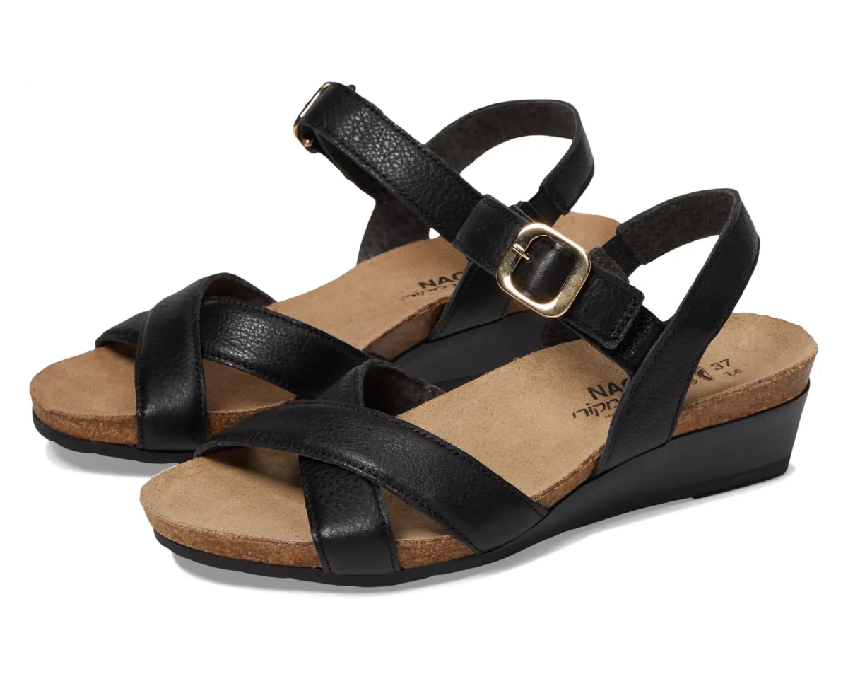 Naot Women's Throne Sandal - Black