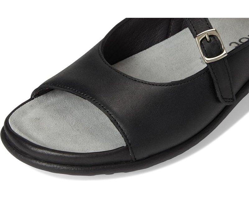 Naot Women's Toka - Black Shiny Leather
