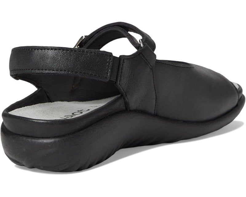 Naot Women's Toka - Black Shiny Leather