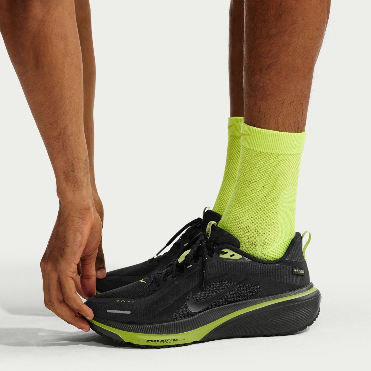 Nike Men's Pegasus 42 GORE-TEX Running Shoes - Black/Met Dark Grey/Lemon Venom