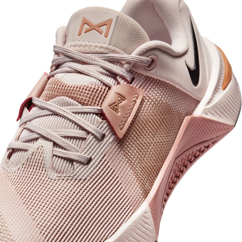 Nike Women's Metcon 10 - Silt Red/Black/Particle Pink