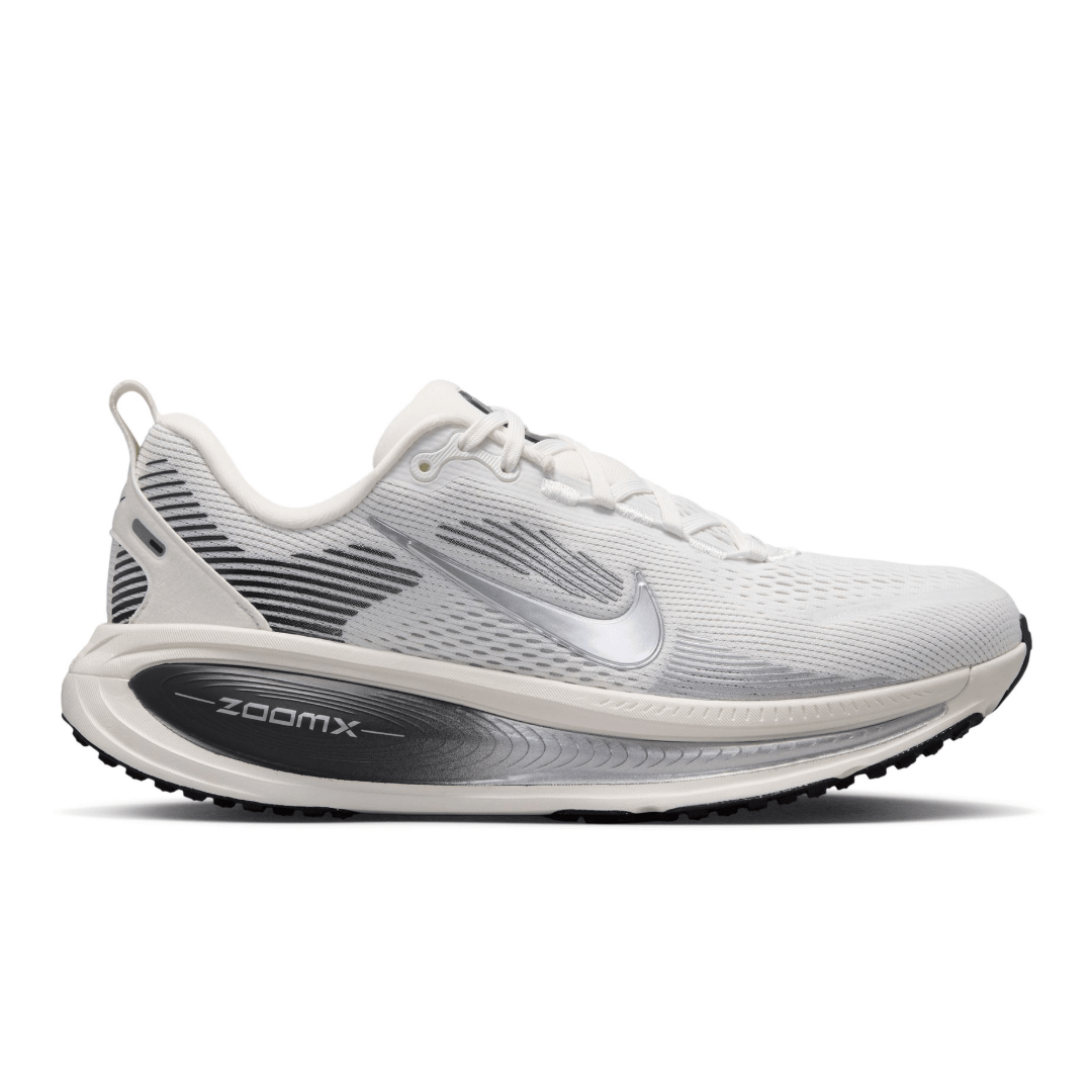 Nike Women's Vomero 18 Running Shoes - Summit White/Silver/Sail