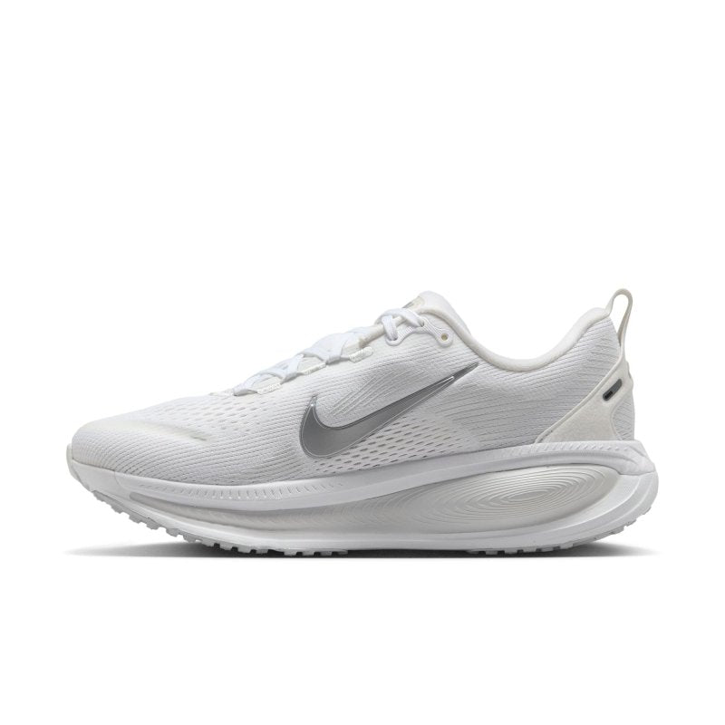Nike Women's Vomero 18 - White/Photon Dust/Summit White/Metallic Silver