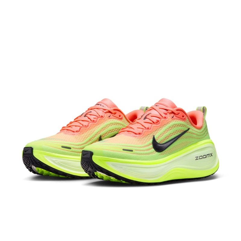 Seliga ShoesNike Women's Vomero Plus - Bright Mango/Metallic Dark Grey/Volt