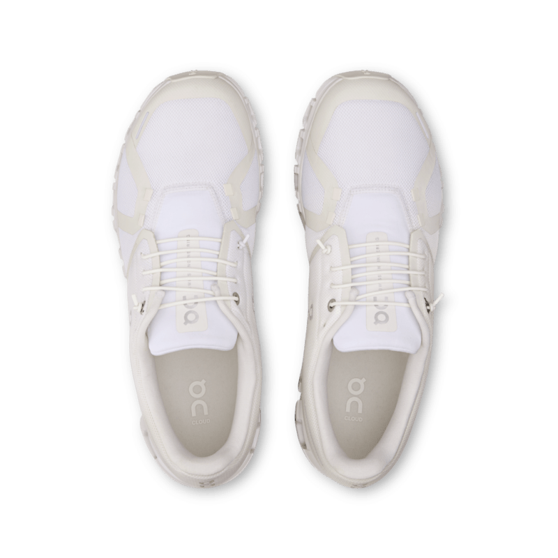 On Men's Cloud 6 Lifestyle Shoes - White/White (Wide Width)