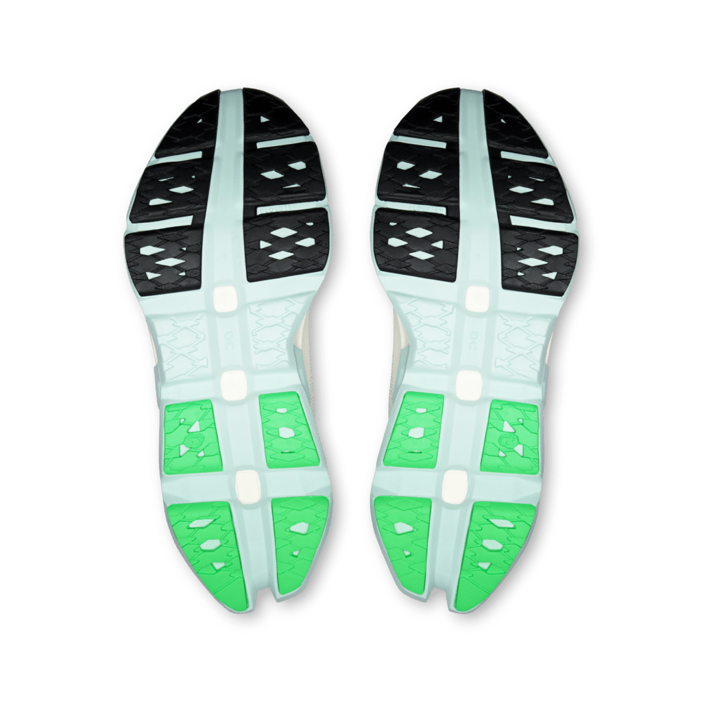 On Women's Cloudmonster 3 Hyper Running Shoes - Ivory/Flurry