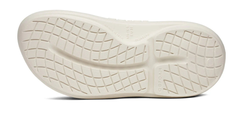OOFOS Women's OOyea Slide - Chalk