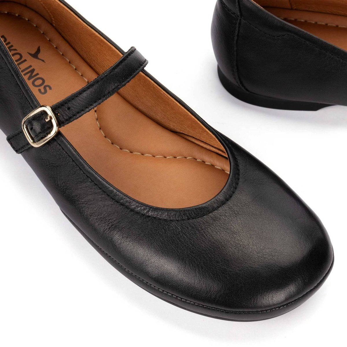 Pikolinos Women's Carmona W2S-2631CO Mary Jane Flats - Black