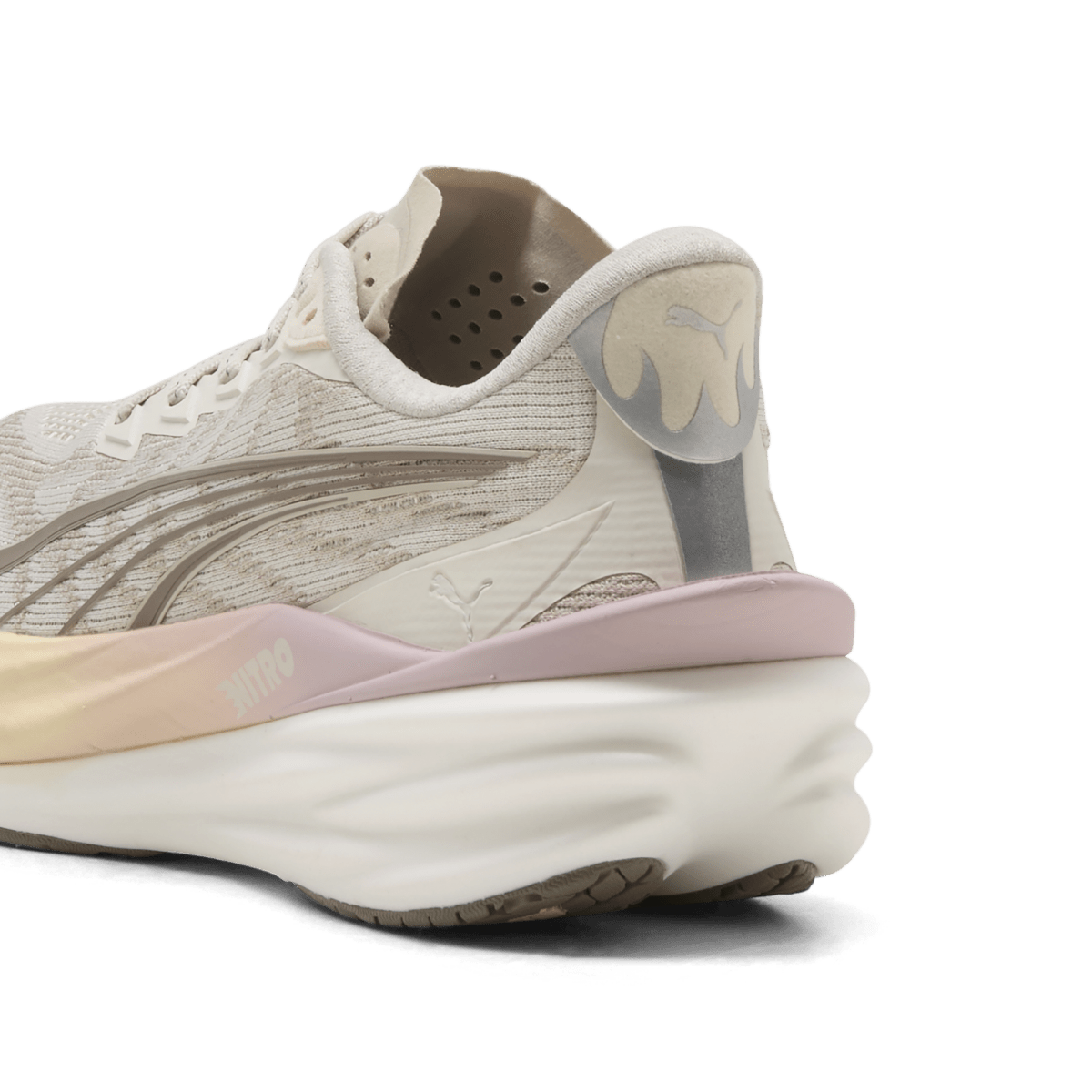 Puma Women's Deviate Nitro 4 Running Shoes - Alpine Snow/Misty Pink