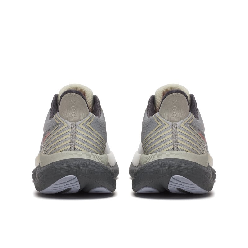 Seliga ShoesSaucony Men's Triumph 23 - Grey/Shadow