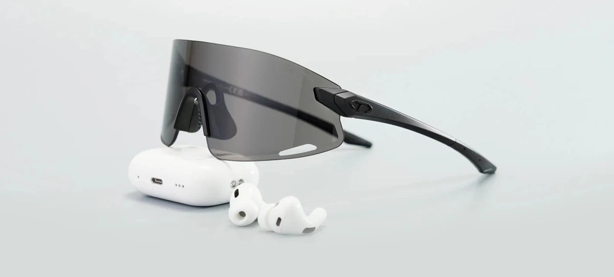 Tifosi Vogel XC Sunglasses - Blackout Frame - Smoke Tint