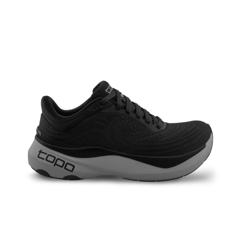 Seliga ShoesTopo Athletic Men's Aura - Black/Charcoal