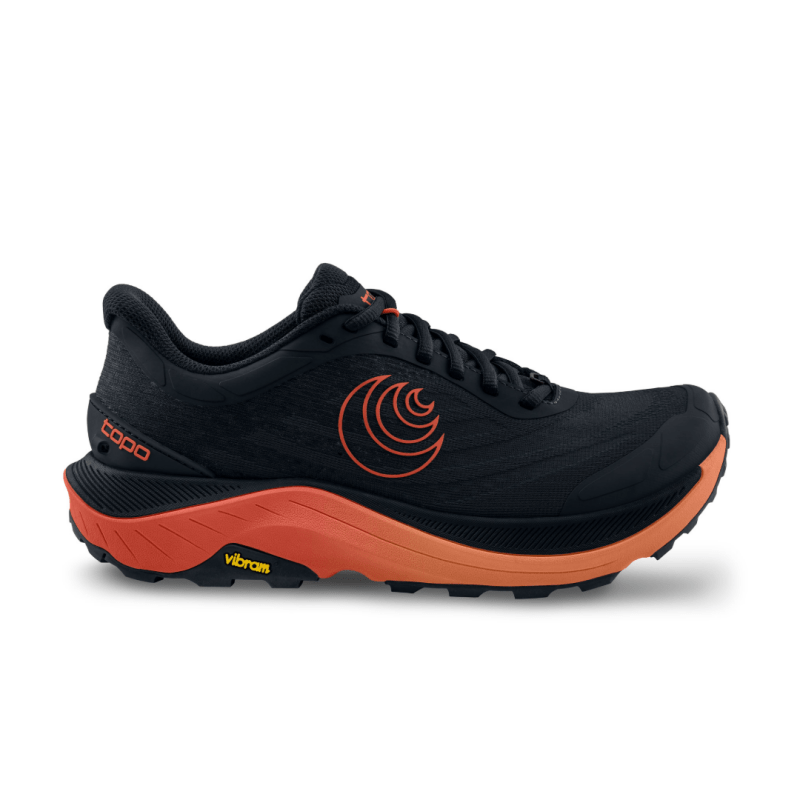 Seliga ShoesTopo Athletic Men's Ultraventure 4 - Black/Red