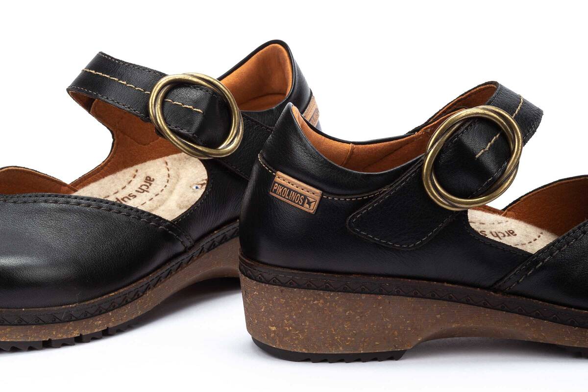 Pikolinos Women's Granada W0W - 4837 - Black