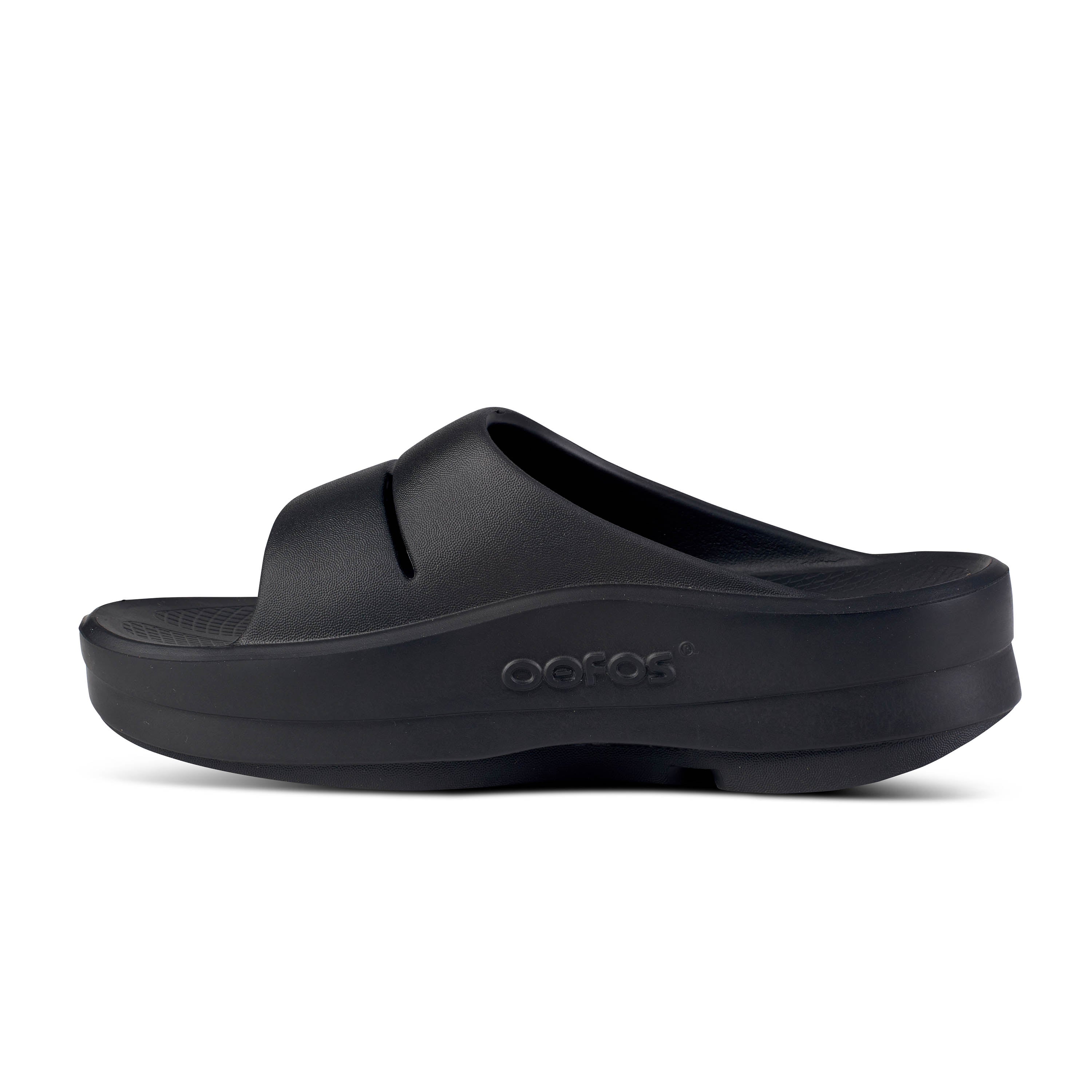 OOFOS Women's OOmega OOahh Slide Active Recovery Sandal - Black