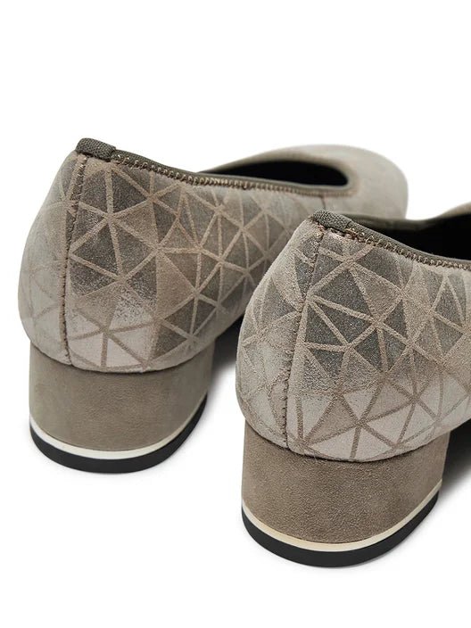 Ara Shoes Women's Gabrielle SP - Moon