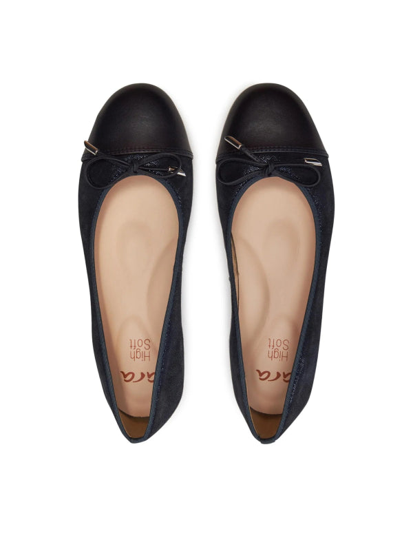 Seliga ShoesAra Shoes Women's Sonoma - Navy