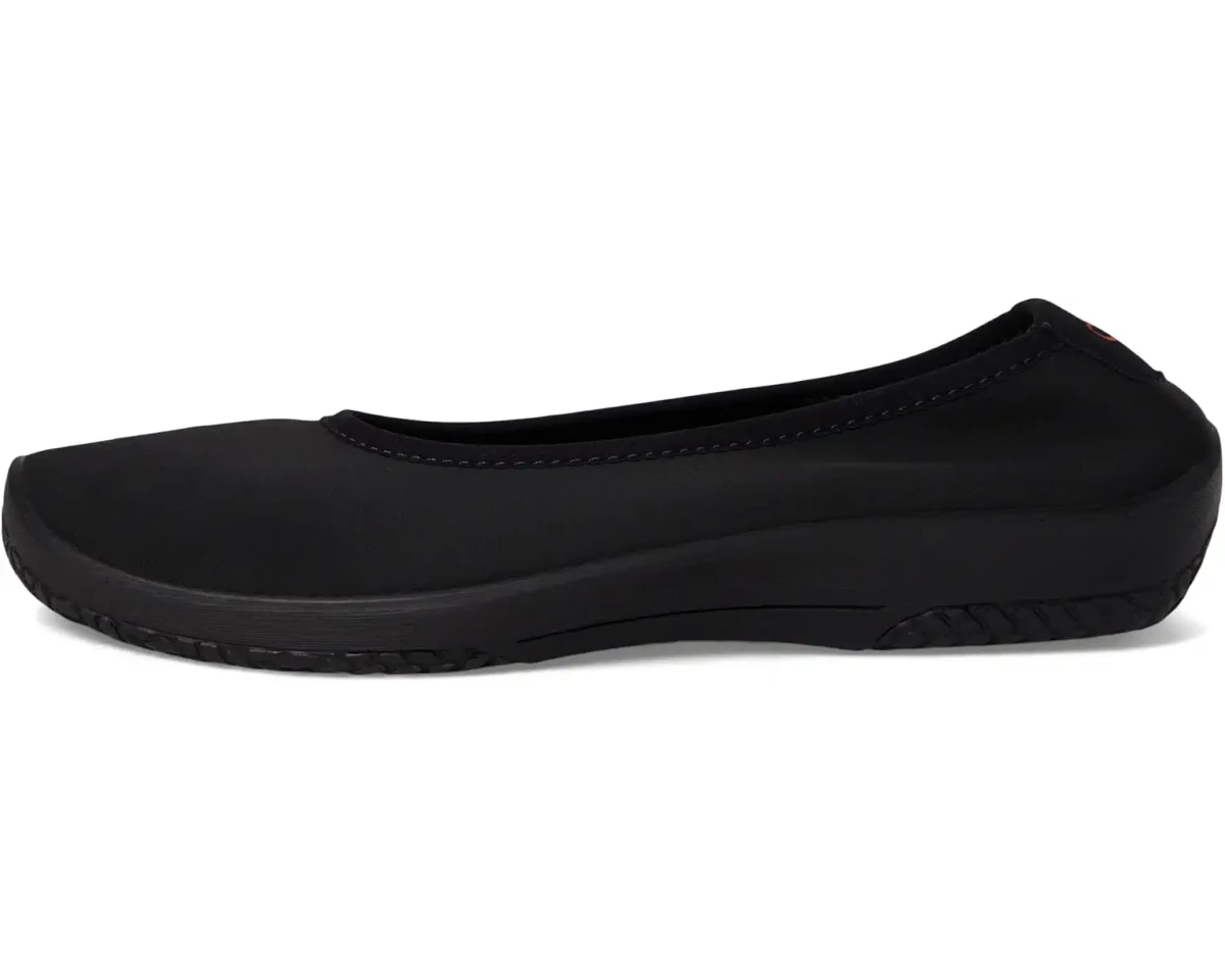 Arcopedico Women's Lolita Stretch Ballet Flat - Black