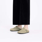 Seliga ShoesBirkenstock Boston Shearling - Taupe Suede