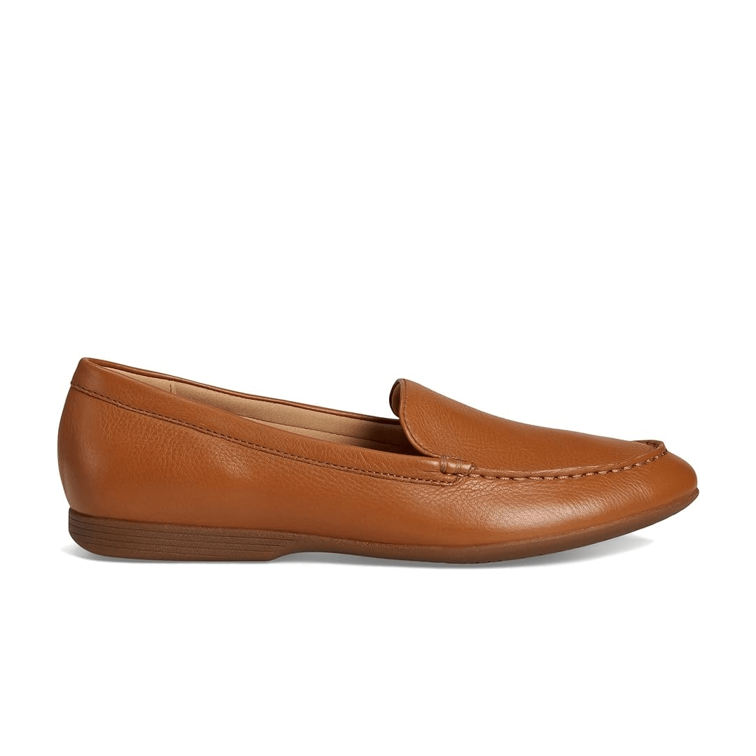 Dansko Women's Lorri Loafer - Tan Waxy Milled