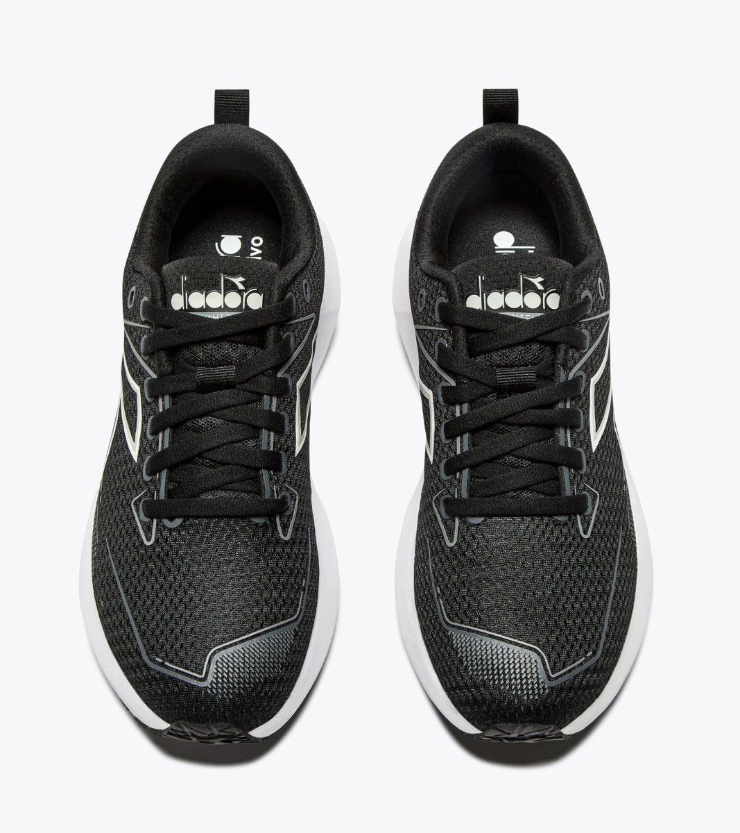 Diadora Women's Mythos Blushield Vigore 4 Running Shoes - Black/White