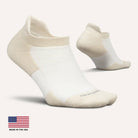 Feetures High Performance Max Cushion No Show Tab Socks - Chai Latte