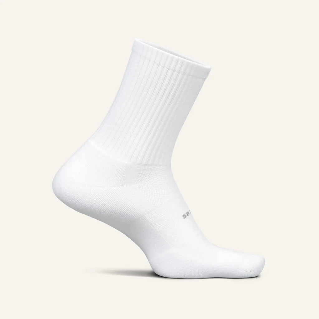 Feetures High Performance Max Cushion Quarter Tall Socks - White