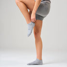 Feetures High Performance Ultra Light No Show Tab Socks - Light Grey