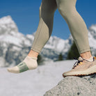 Feetures Merino 10 Max Cushion No Show Tab Socks - Pampas Grass