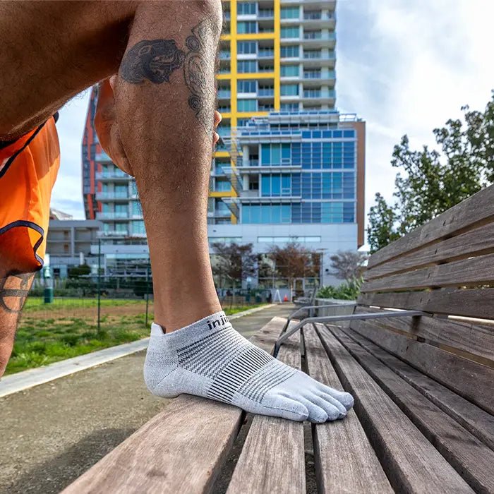 Injinji Run Original Weight No‑Show Toe Socks - Gray