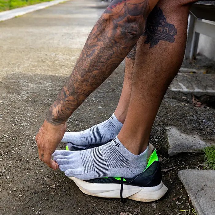 Injinji Run Original Weight No‑Show Toe Socks - Gray